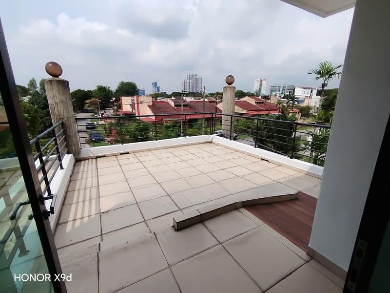 Taman Desa Utama - 4