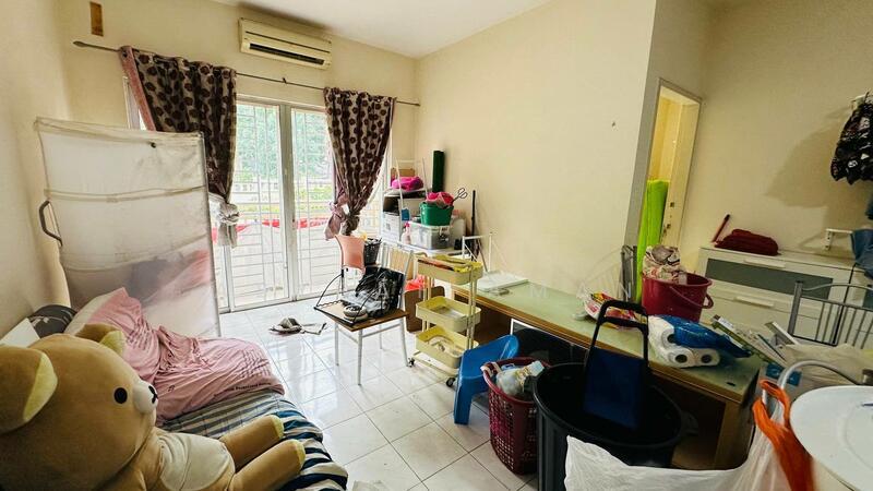 Puteri Bayu Apartment - 4