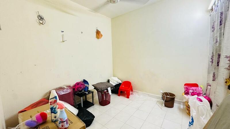 Puteri Bayu Apartment - 3