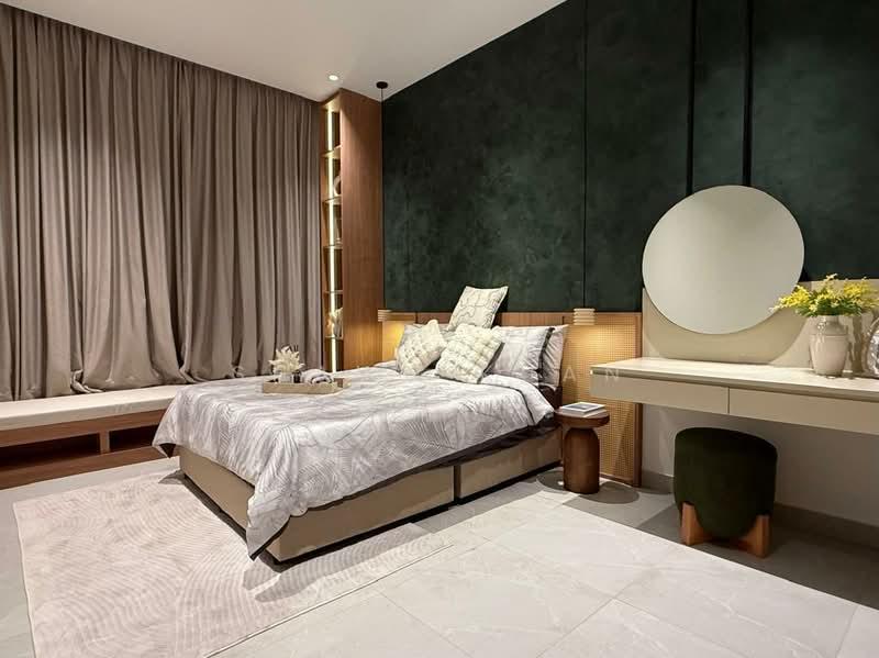 Royal Garden @ Sri Putramas 4 - 5