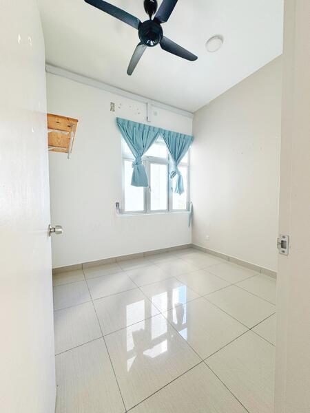 Centra Residences - 3