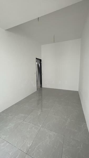 Rumah Teres Dua Tingkat di Kulim - 4