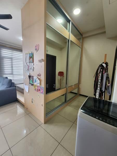 Molek Regency - 4