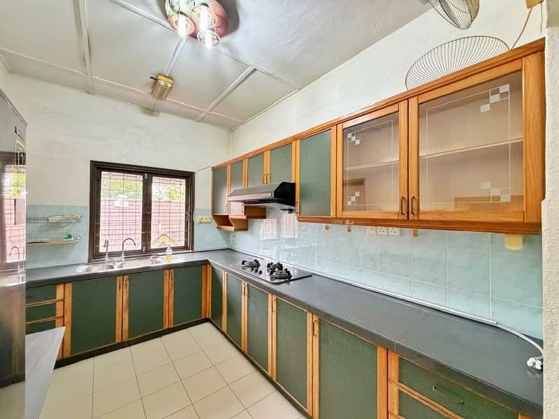 Mutiara Court - 2