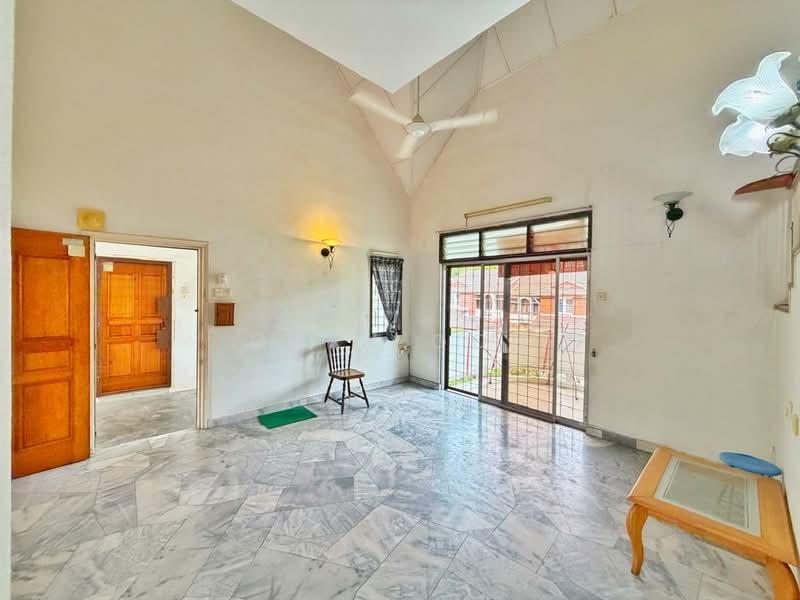 Mutiara Court - 3