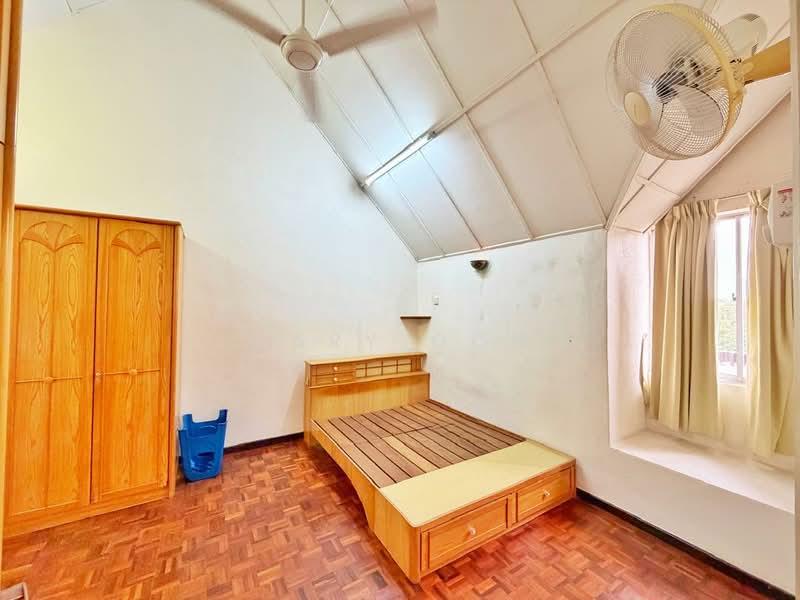 Mutiara Court - 5