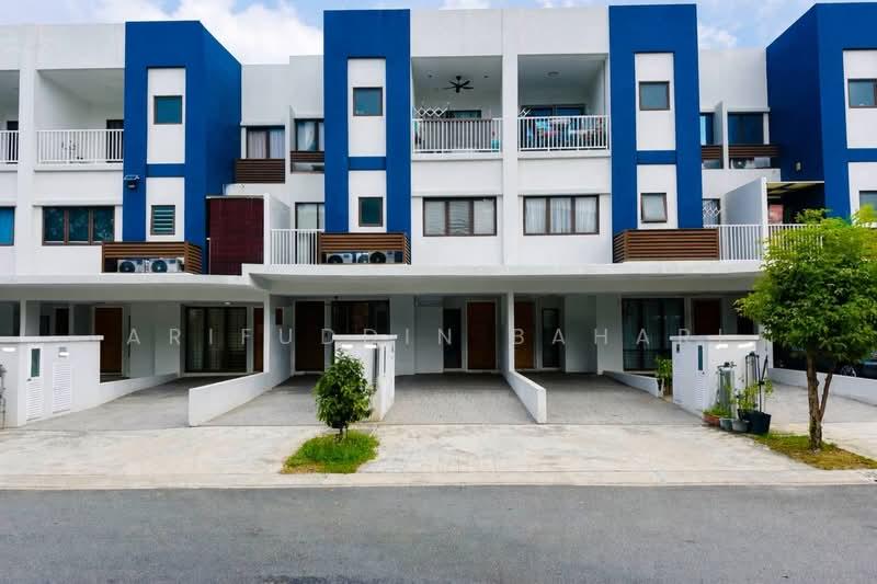 Ayden Townhouse Warisan Puteri - 1