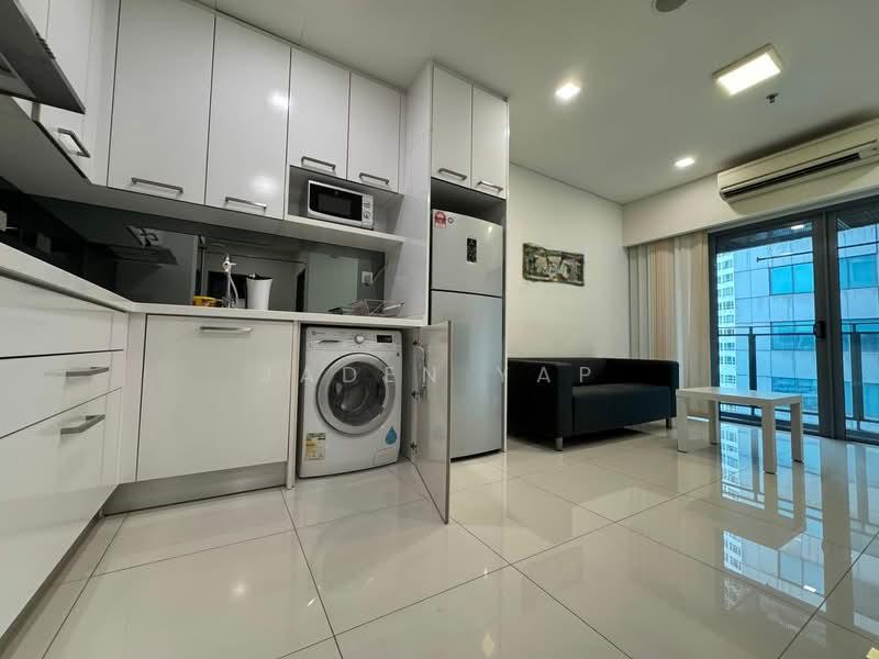 Mercu Summer Suites - 4