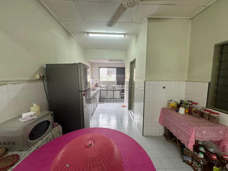 Sri Pulai Sri Pulai Sris Pulais - 2