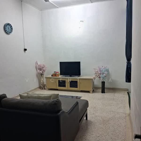 Taman Kluang Baru - 4