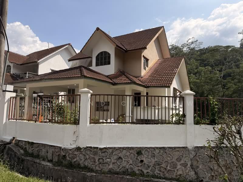 Bungalow at Taman Bukit Templer - 2