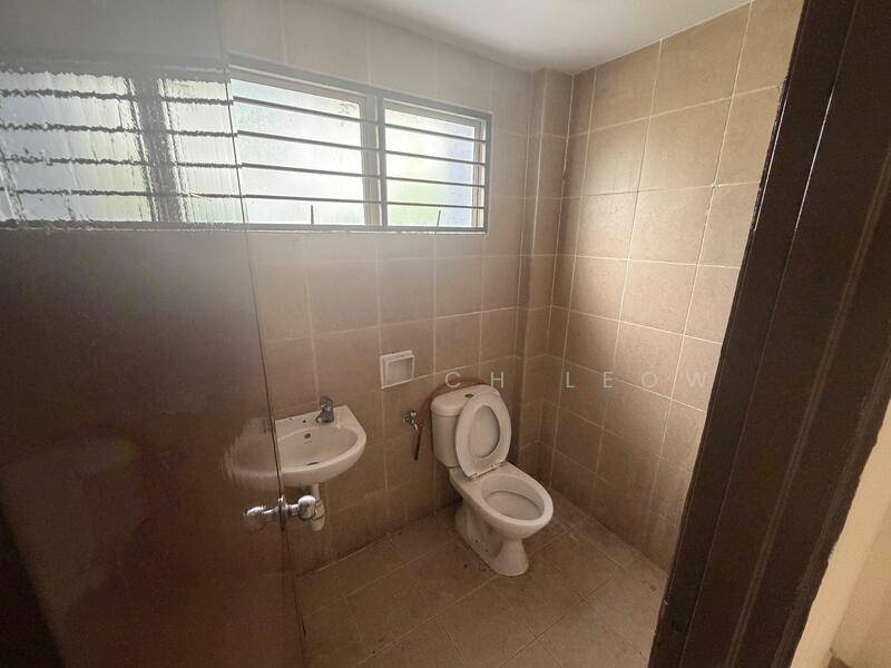 Bungalow at Taman Bukit Templer - 4