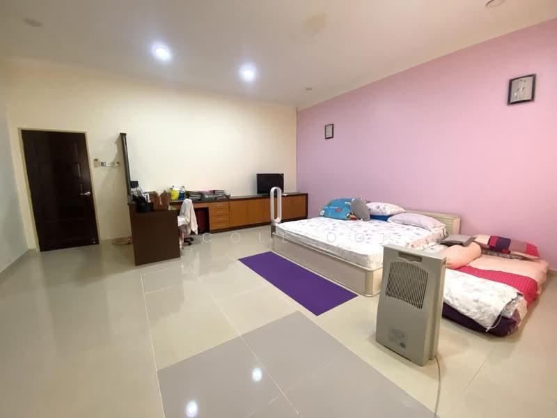 bandar puteri - 5
