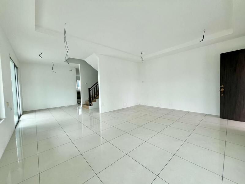 Tasek Corner Unit Double Storey Terrace House - 3
