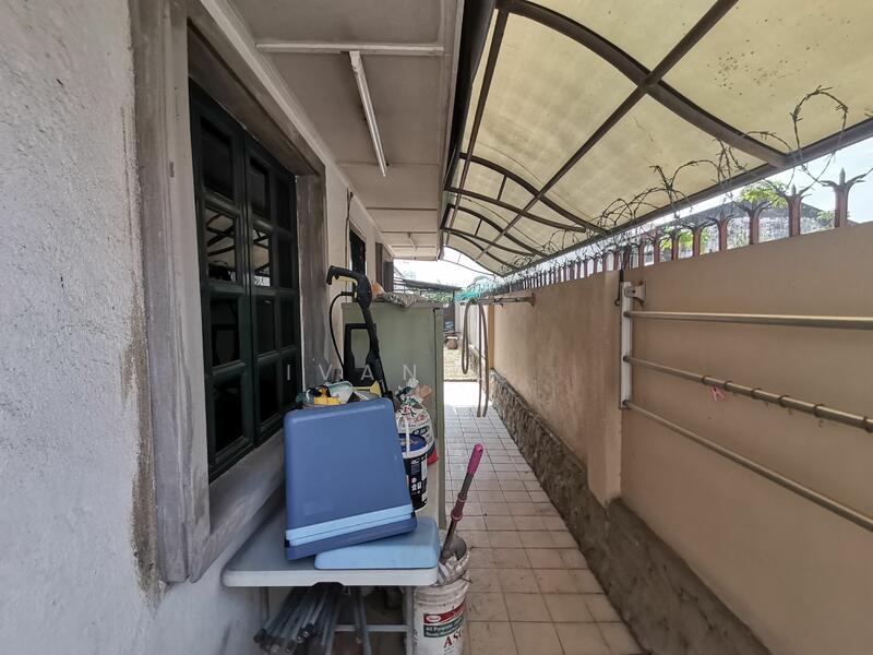 Bungalow at SS3 - 5