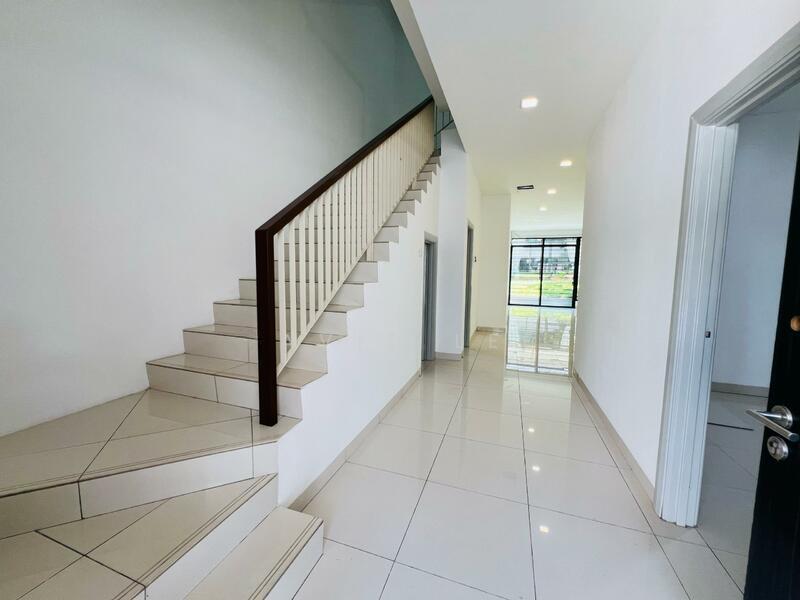 LakeClub Parkhome - 2