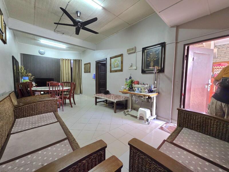 Taman Sri Tanjung - 5