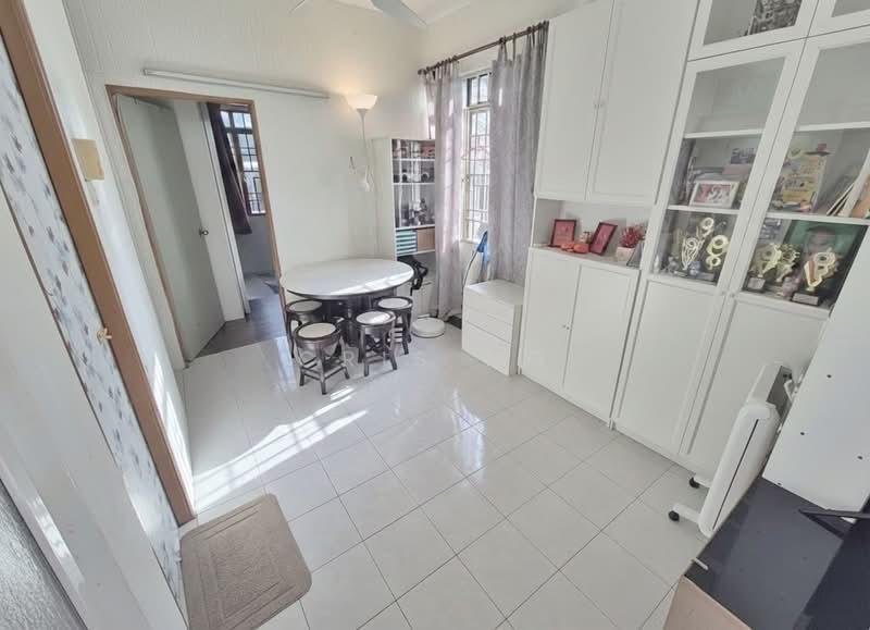 Desa Bayan Apartment - 4