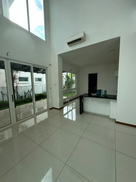 Isola Villa @ Senibong Cove - 5