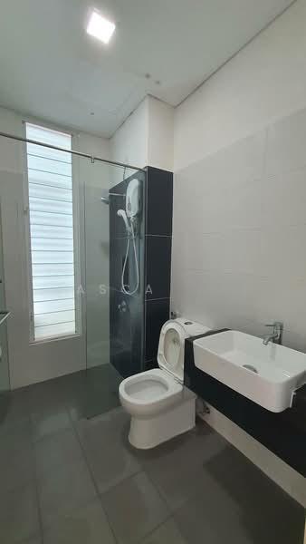 One Medini - 5