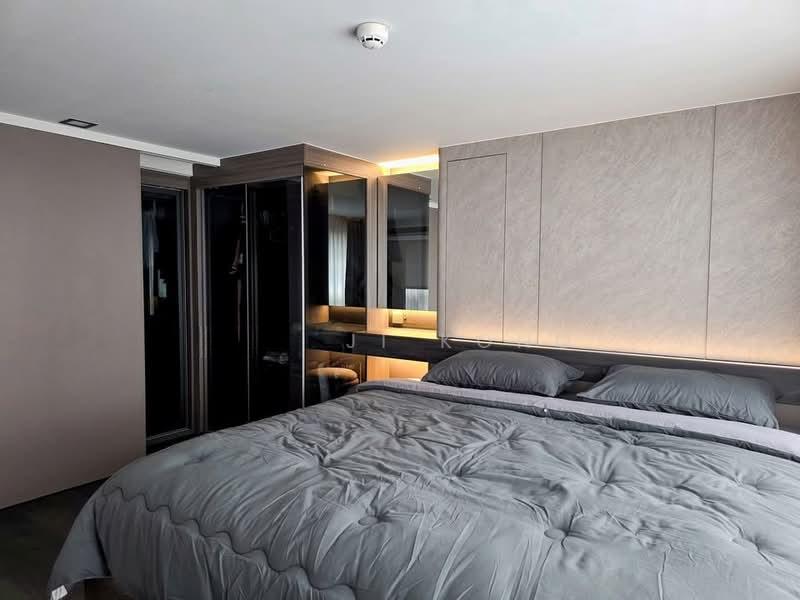 KL 1400sqft Duplex Loft Condominium - 4