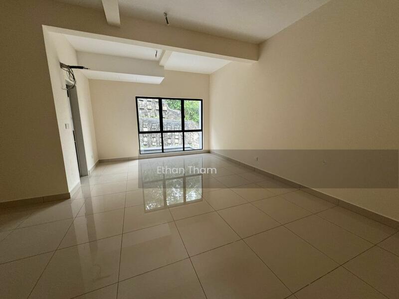 3-storey Terraced House at Ampang - 4