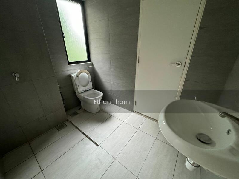 3-storey Terraced House at Ampang - 4