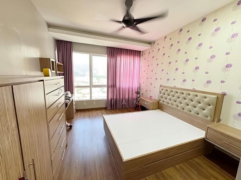 Central Park condominium - 2
