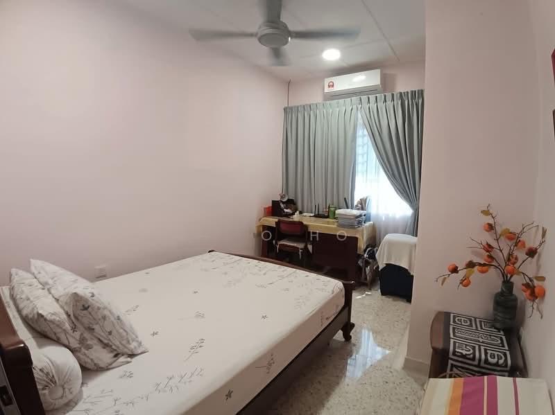 Bandar Baru Permas Jaya - 4