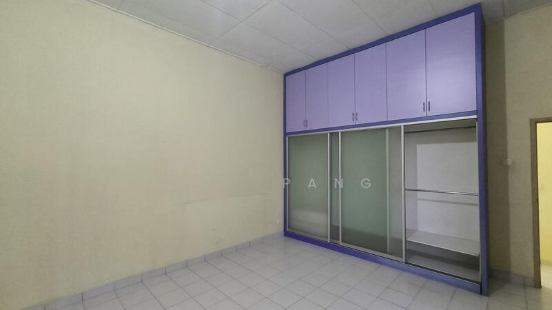 Bandar Putra Jalan Merbau Double Storey - 2