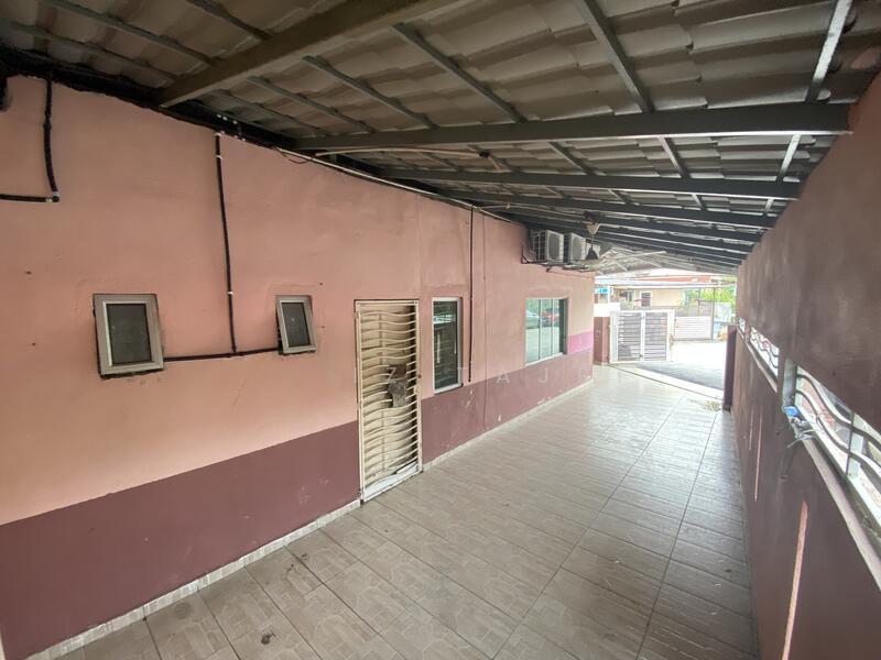 Taman Beringin - 5