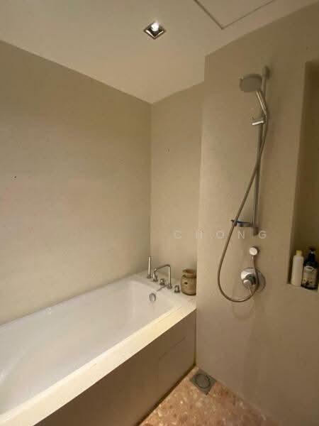 Verticas Residensi - 2