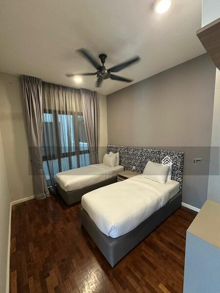 Vista Residences - 4