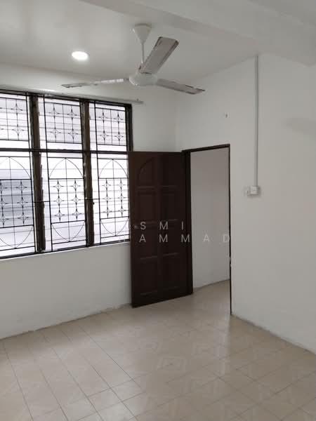 Taman Paroi Jaya - 2