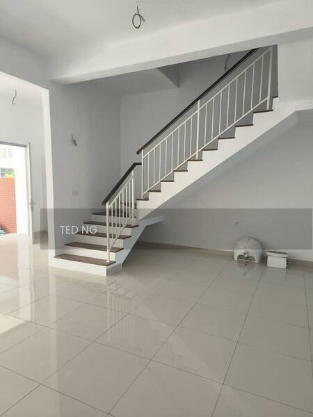 Gated 2 STOREY TERRACE @ TAMAN ASTON BARAT BUKIT MERTAJAM - 4