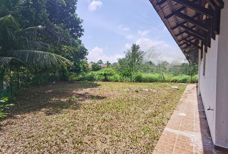 Pantai Sepang Putra - 5