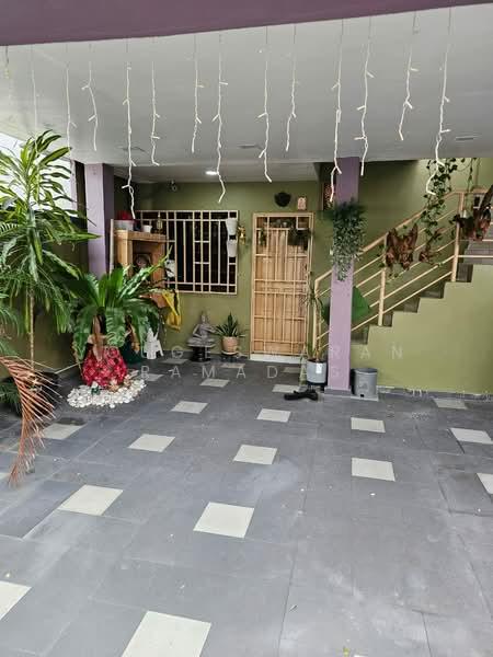 Taman Persiaran Desa - 4