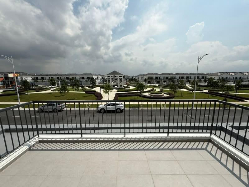 RESIDENSI BOTANI 3 - 5