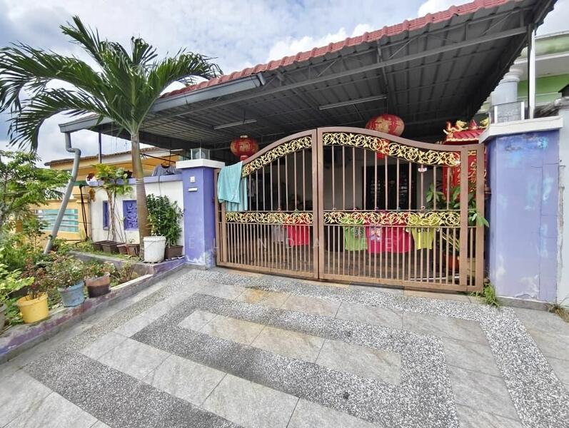 Kulai Bandar Putra Renovated Single Storey Terrace 4bed Can Full Loan - 1