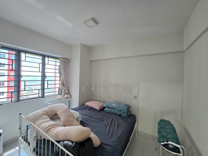 Main Place Residence - 4