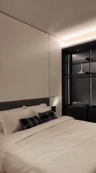 Armani Hallson KLCC - 2