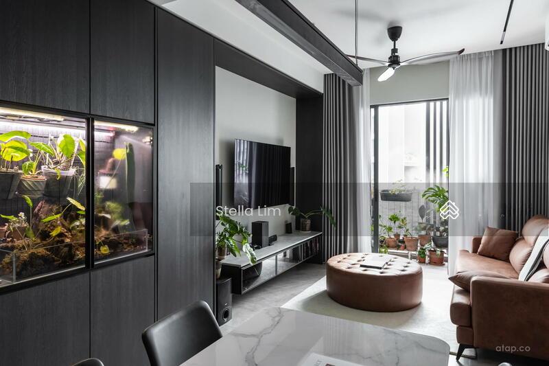 Lakefront Residence - 2