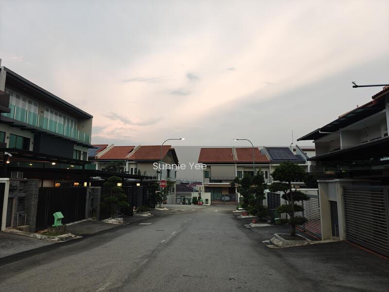 Tiara Hills - 2