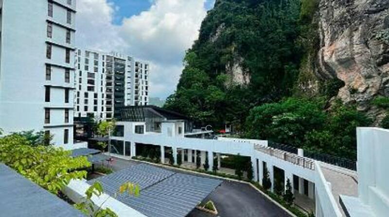 The Cove Hillside Residence - 1