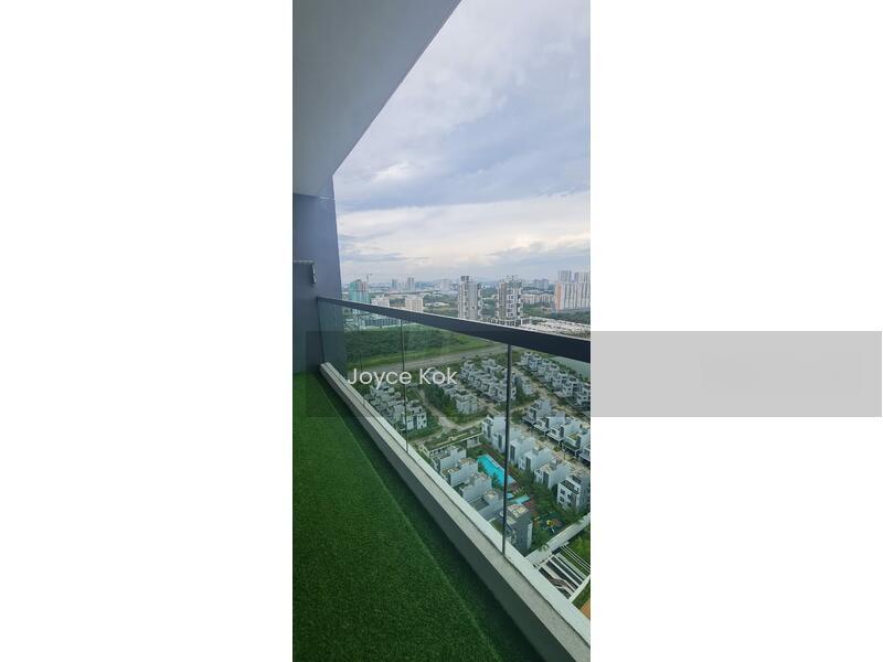 Lakefront Residence - 2