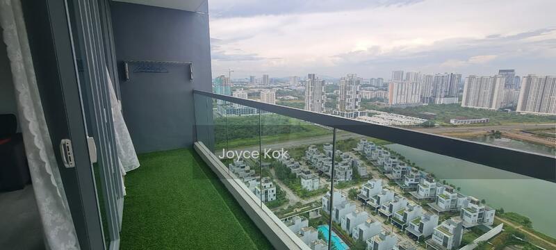 Lakefront Residence - 5