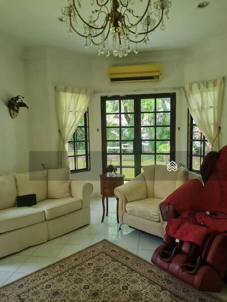 DOUBLE STOREY CORNER LOT LINK HOUSE LOCATED AT LUCKY GARDEN, BANGSAR, KUALA LUMPUR. - 5