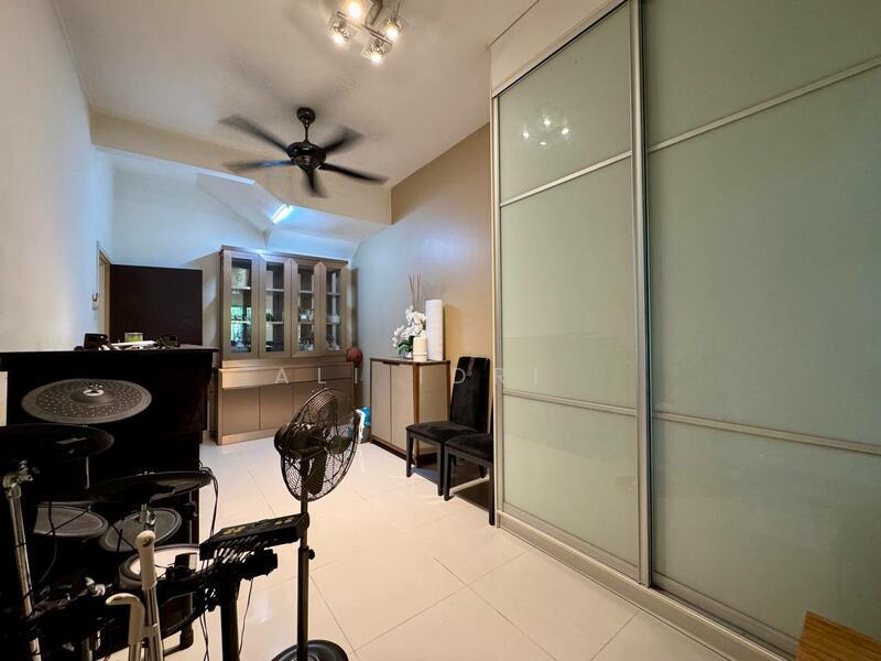 Sutera Ria - 2