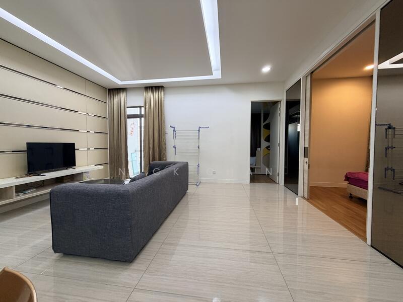 Eve Suite / NZX Square - 3
