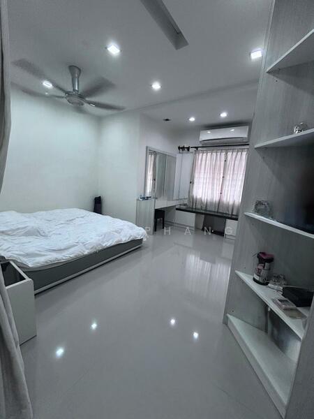 Jalan Zapin , Bandar Bukit Raja - 4